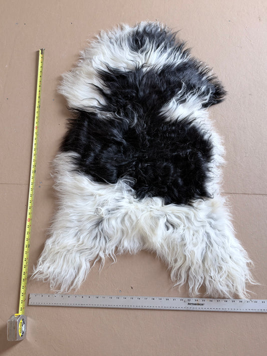 Black and White Icelandic Sheepskin Rug | 43″ × 30″